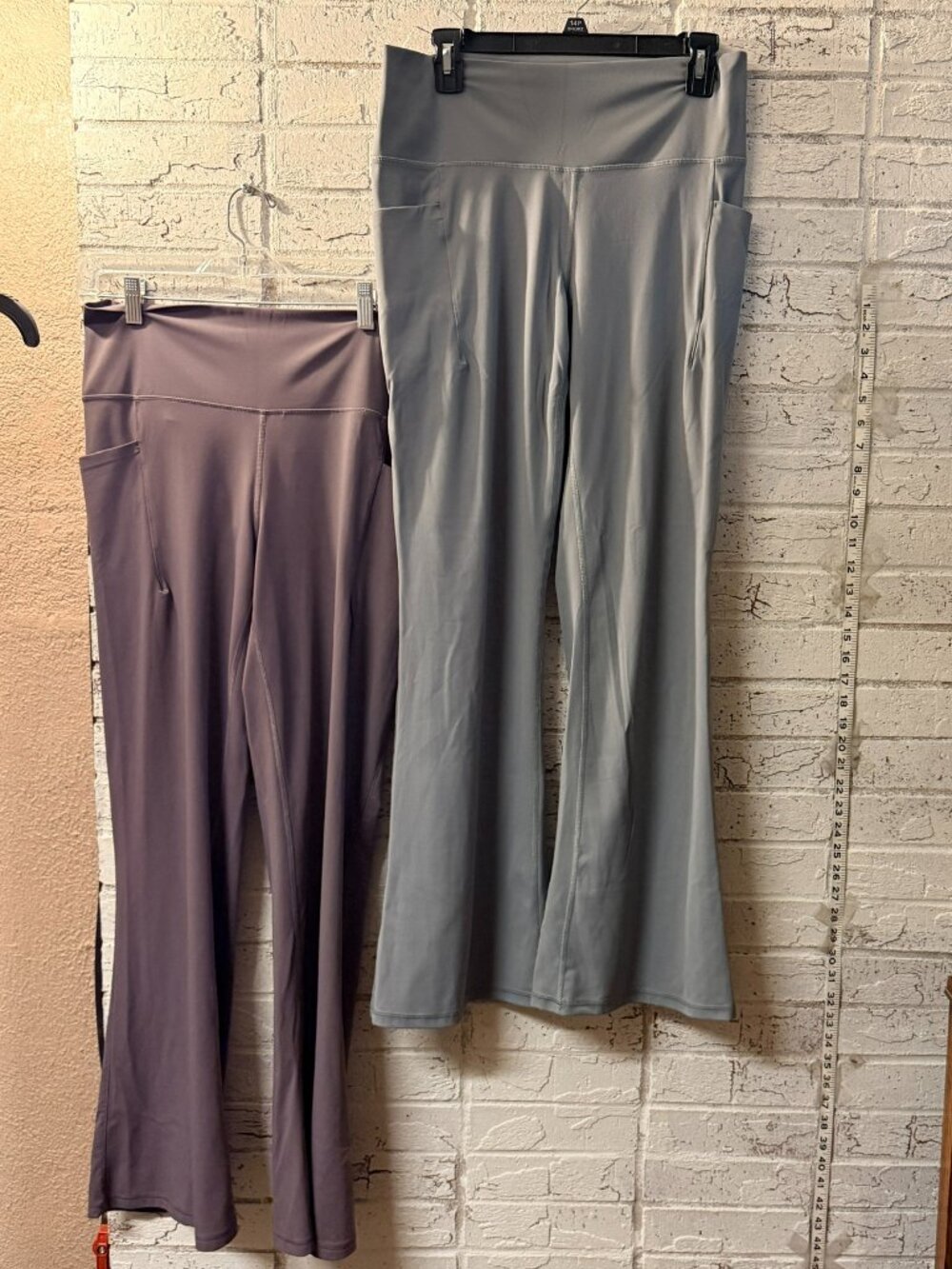 Avia Womens Large 12-14 Flare Yoga Pants Gray Purple High Rise Pocket 2 Pair
